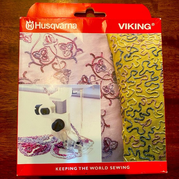 Husqvarna Viking Yarn Couching Feet Set - Picture 1 of 2